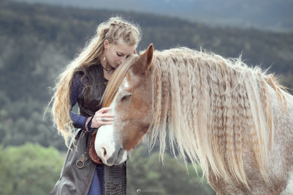 Sesja z koniem, zdjęcia jeździeckie, sesja konna